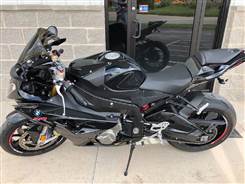 I rent BMW s1000rr 2017 , RD$ 4,800.00