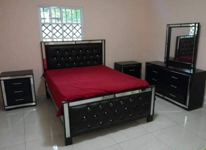 Juego de habitacion completo, enmarcado en cristal89591 clasificados