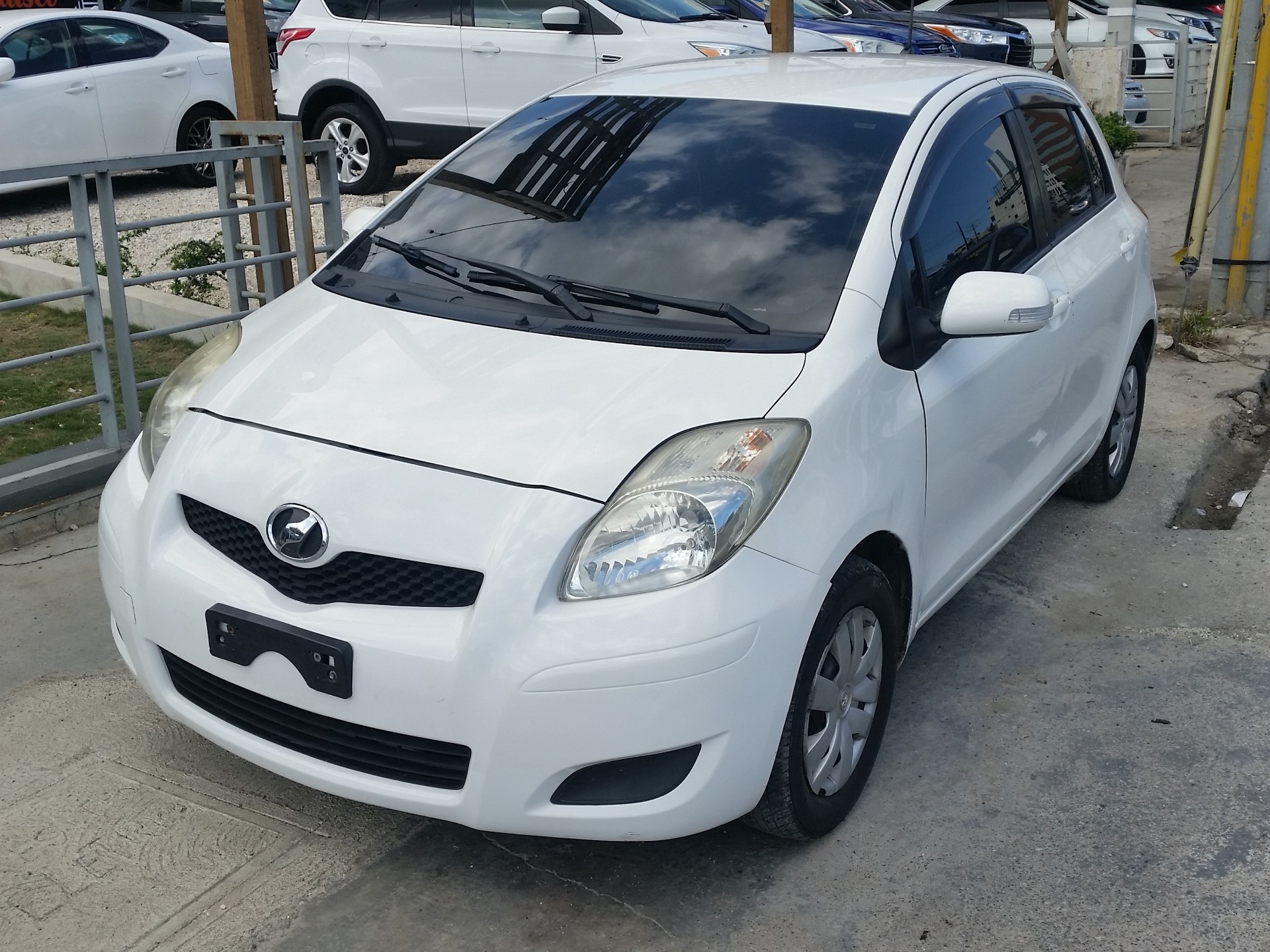 Toyota vitz колеса